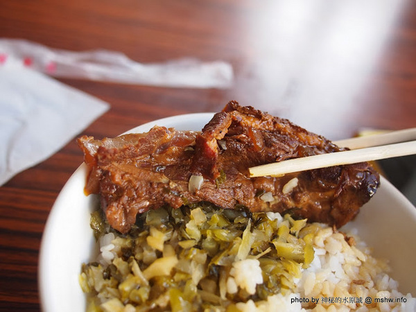 禾記嫩骨飯(佳里店)：【食記】台南Hoche禾記嫩骨飯佳里店@佳里 : 40年傳承的嫩骨？其實就是內含軟骨的爌肉啦 :P