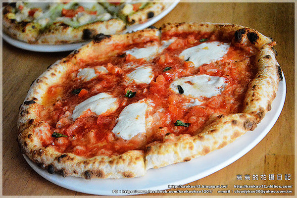 披司先生手工柴燒窯烤披薩：【高雄】鼓山區。Mr. Pizz 披司先生柴燒手工窯烤披薩