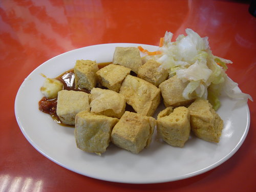 王記大腸麵線臭豆腐專賣店：文湖線-內湖737巷美食夜市-最好吃臭豆腐就在這裡了”王記大腸麵線臭豆腐專賣店”