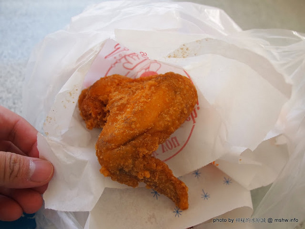 雞多汁黃金雞排.三角骨:【食記】台南Chicken Juiciness雞多汁黃金雞排.三角骨@佳里黃昏市場 : 微甜輕脆皮,雞排以外的比較不推