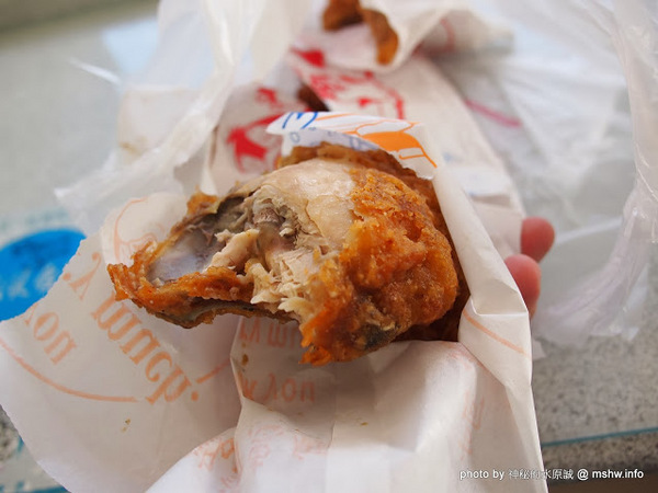 雞多汁黃金雞排.三角骨:【食記】台南Chicken Juiciness雞多汁黃金雞排.三角骨@佳里黃昏市場 : 微甜輕脆皮,雞排以外的比較不推