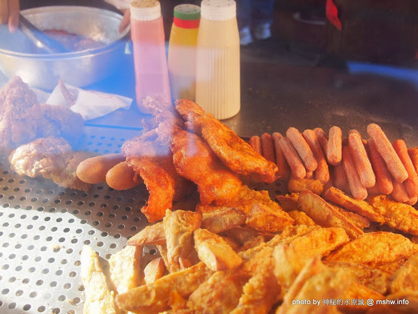 雞多汁黃金雞排.三角骨:【食記】台南Chicken Juiciness雞多汁黃金雞排.三角骨@佳里黃昏市場 : 微甜輕脆皮,雞排以外的比較不推