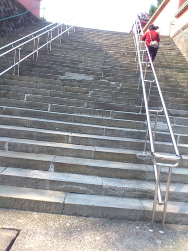 行天宮(北投分宮)：201304201811跟著捷運去踏青之忠義行天宮