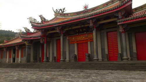 行天宮(北投分宮)：201304201811跟著捷運去踏青之忠義行天宮