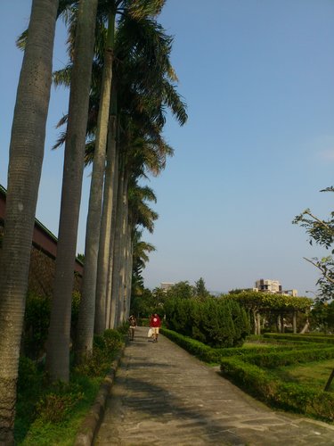 行天宮(北投分宮)：201304201811跟著捷運去踏青之忠義行天宮
