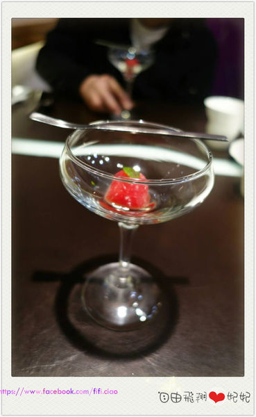 Mooi摩一五金主題餐廳:『口碑券』台中豐原 Mooi摩一五金主題餐廳♡味覺及視覺的雙重享受