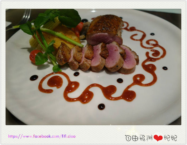 Mooi摩一五金主題餐廳:『口碑券』台中豐原 Mooi摩一五金主題餐廳♡味覺及視覺的雙重享受