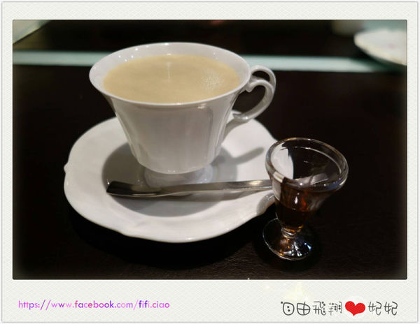 Mooi摩一五金主題餐廳:『口碑券』台中豐原 Mooi摩一五金主題餐廳♡味覺及視覺的雙重享受