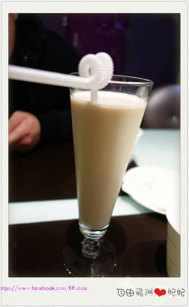 Mooi摩一五金主題餐廳:『口碑券』台中豐原 Mooi摩一五金主題餐廳♡味覺及視覺的雙重享受