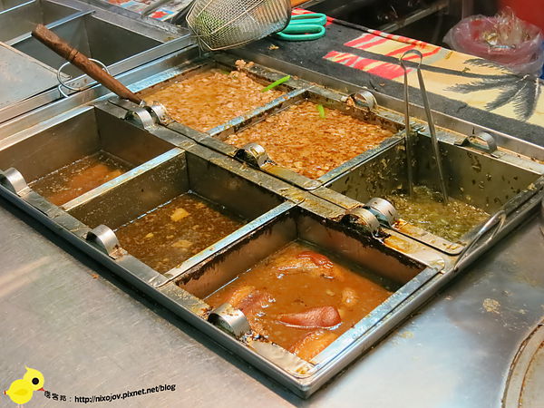 新莊-中港一街-便宜又大碗的控肉飯