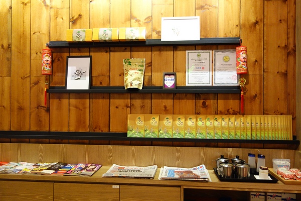 松醇沉香主題複合式餐飲：1030225[官本金文愛台灣]松醇沉香主題複合式餐飲輕鬆養生享受美食歡渡美好時光的好地方