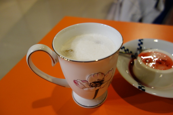 松醇沉香主題複合式餐飲：1030225[官本金文愛台灣]松醇沉香主題複合式餐飲輕鬆養生享受美食歡渡美好時光的好地方