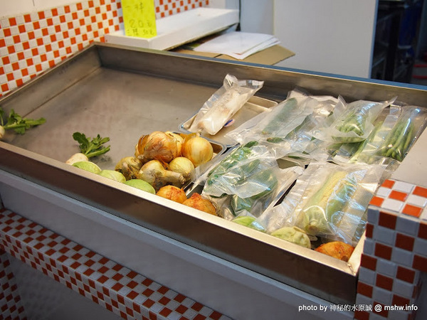 有雞可尋炸物專門店:【食記】台中有雞可尋炸物專門店@龍井BRT東海別墅 : 炸物乾爽不膩口,味道還可以,份量再多一點會更好