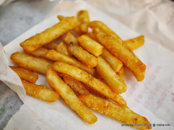 有雞可尋炸物專門店:【食記】台中有雞可尋炸物專門店@龍井BRT東海別墅 : 炸物乾爽不膩口,味道還可以,份量再多一點會更好