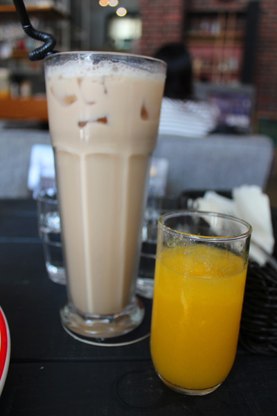 Lazy Bones懶骨頭美式早午餐：[台南]好飽好飽的美式早午餐 Lazy Bones 懶骨頭