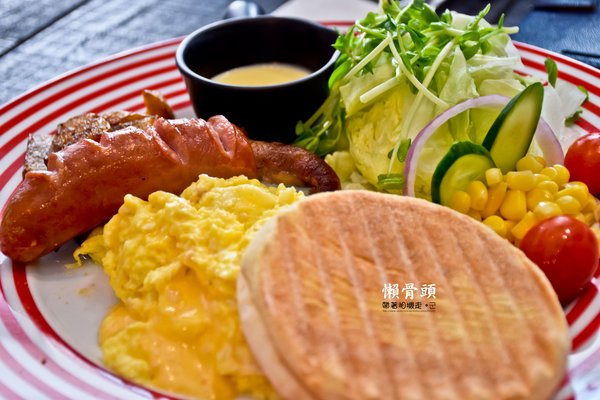 Lazy Bones懶骨頭美式早午餐：台南 東區．飽足感美式早午餐  Lazy Bones懶骨頭