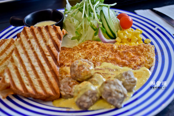 Lazy Bones懶骨頭美式早午餐：台南 東區．飽足感美式早午餐  Lazy Bones懶骨頭