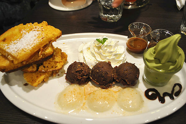 瓦法奇朵：【內湖】瓦法奇朵。松露薯條超肥但超好吃阿