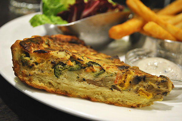 瓦法奇朵：【內湖】瓦法奇朵。松露薯條超肥但超好吃阿