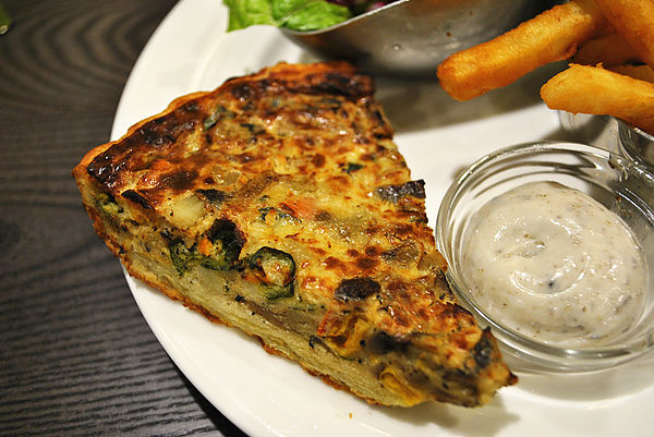 瓦法奇朵：【內湖】瓦法奇朵。松露薯條超肥但超好吃阿