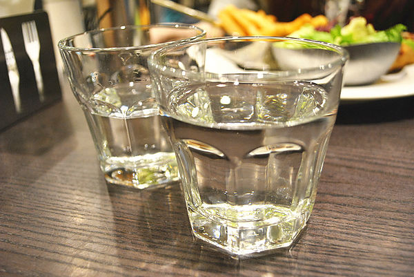 瓦法奇朵：【內湖】瓦法奇朵。松露薯條超肥但超好吃阿