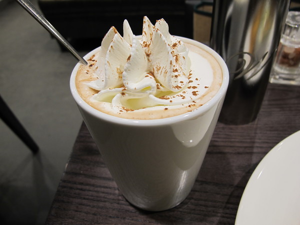 瓦法奇朵(東湖店):{瓦法奇朵東湖店}週年慶菜單降價! 平價99元雪花牛排優惠!!