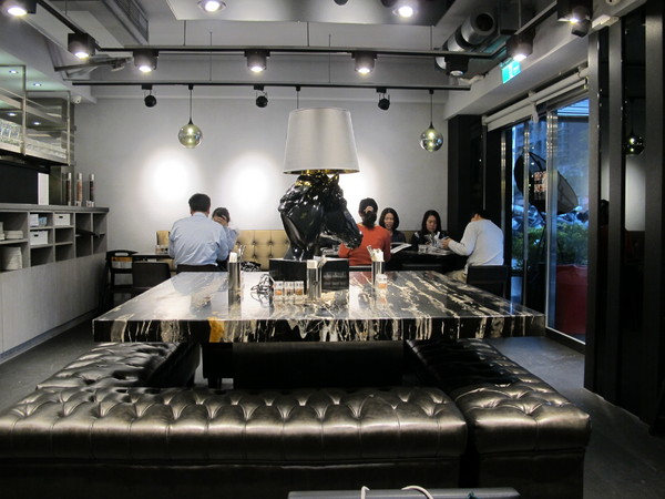 瓦法奇朵(東湖店):{瓦法奇朵東湖店}週年慶菜單降價! 平價99元雪花牛排優惠!!