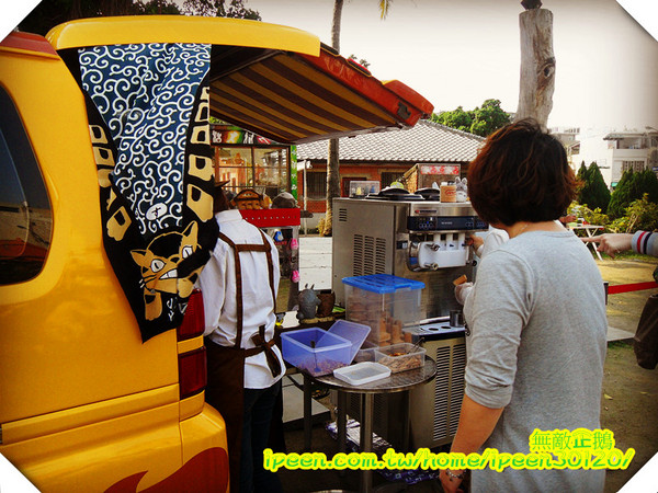 安平貓小巴(龍貓小巴)：【台南-安平】童年電影龍貓。真實上映~《安平貓小巴》