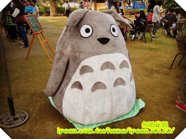 安平貓小巴(龍貓小巴)：【台南-安平】童年電影龍貓。真實上映~《安平貓小巴》