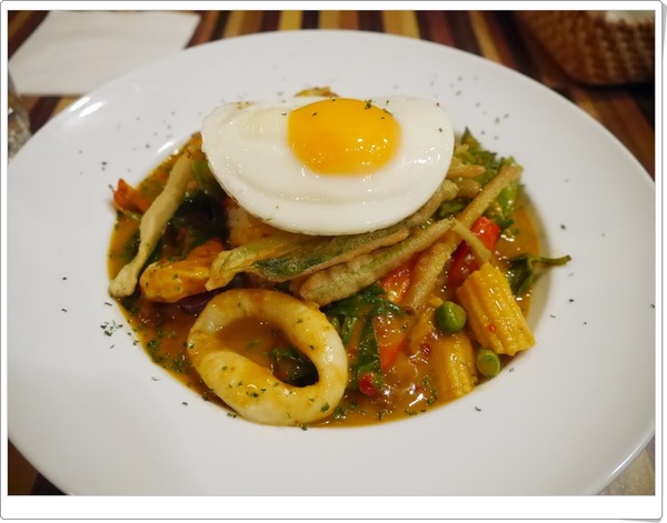 她他小曼谷：【大安】她他小曼谷 Thai Café Together－二訪，春夏新菜色登場！！