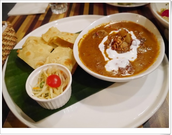 她他小曼谷：【大安】她他小曼谷 Thai Café Together－二訪，春夏新菜色登場！！