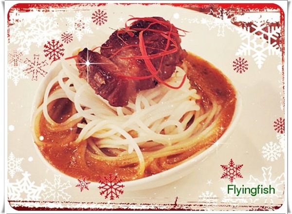 她他小曼谷(她他小館)：✜ 燈光美氣氛佳滴