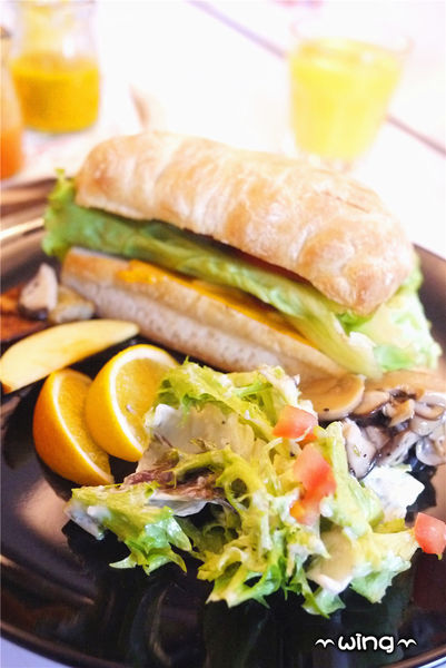 Artr北美館親子餐廳：［台北美術館園區］遛小孩好去處。【Art r北美館親子餐廳】兒童餐/早午餐/遊戲區(捷運圓山站美食餐廳)