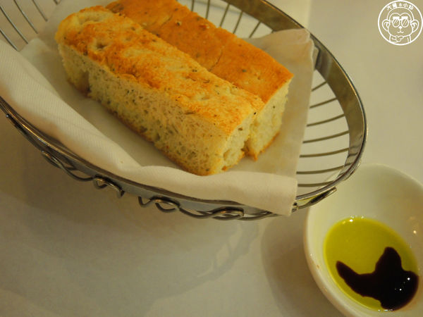 蝸牛義大利餐廳:呷飽祙【台北松山・蝸牛義大利餐廳(民生店)】義式慢食文化