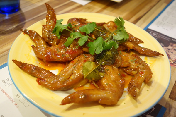 披薩工廠PizzaFactory(公益店)：1030301[官本金文愛台灣]剎有其食第35次試吃會披薩工廠Pizza Factory公益店被美味披薩義大利麵燉飯淹沒