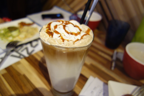 披薩工廠PizzaFactory(公益店)：1030301[官本金文愛台灣]剎有其食第35次試吃會披薩工廠Pizza Factory公益店被美味披薩義大利麵燉飯淹沒