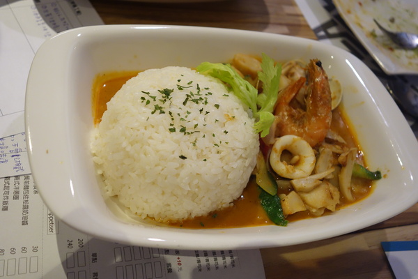 披薩工廠PizzaFactory(公益店)：1030301[官本金文愛台灣]剎有其食第35次試吃會披薩工廠Pizza Factory公益店被美味披薩義大利麵燉飯淹沒