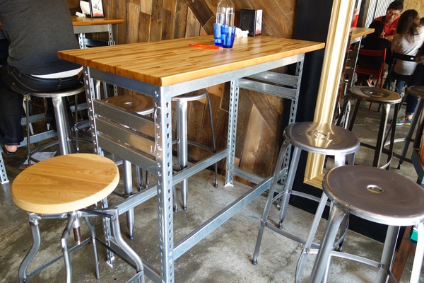 披薩工廠PizzaFactory(公益店)：1030301[官本金文愛台灣]剎有其食第35次試吃會披薩工廠Pizza Factory公益店被美味披薩義大利麵燉飯淹沒