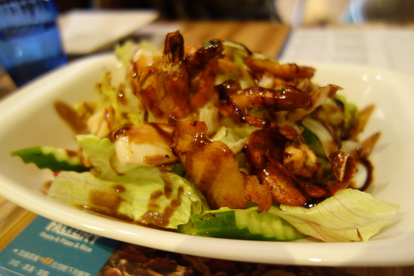 披薩工廠PizzaFactory(公益店)：1030301[官本金文愛台灣]剎有其食第35次試吃會披薩工廠Pizza Factory公益店被美味披薩義大利麵燉飯淹沒