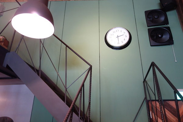 披薩工廠PizzaFactory(公益店)：1030301[官本金文愛台灣]剎有其食第35次試吃會披薩工廠Pizza Factory公益店被美味披薩義大利麵燉飯淹沒