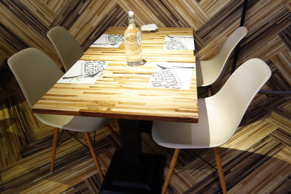 披薩工廠PizzaFactory(公益店)：1030301[官本金文愛台灣]剎有其食第35次試吃會披薩工廠Pizza Factory公益店被美味披薩義大利麵燉飯淹沒