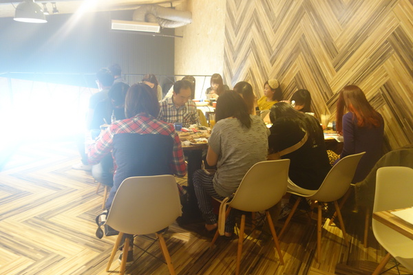 披薩工廠PizzaFactory(公益店)：1030301[官本金文愛台灣]剎有其食第35次試吃會披薩工廠Pizza Factory公益店被美味披薩義大利麵燉飯淹沒