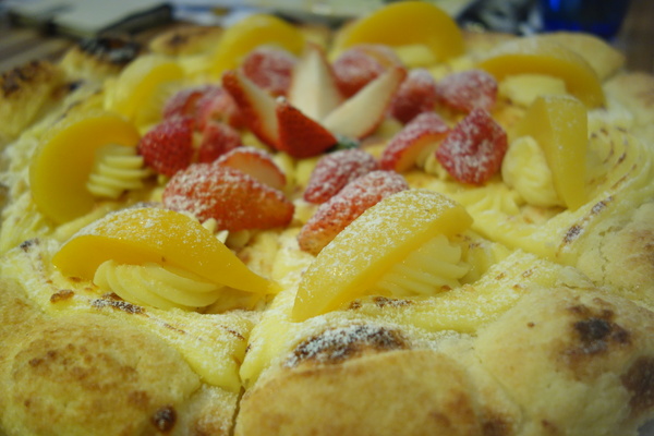 披薩工廠PizzaFactory(公益店)：1030301[官本金文愛台灣]剎有其食第35次試吃會披薩工廠Pizza Factory公益店被美味披薩義大利麵燉飯淹沒