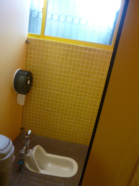 D&A Burger Store： 【口碑劵】228假期台中行之天使與魔鬼的和平戰場－D&A Burger Store