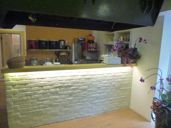 D&A Burger Store： 【口碑劵】228假期台中行之天使與魔鬼的和平戰場－D&A Burger Store