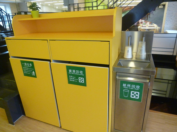 D&A Burger Store： 【口碑劵】228假期台中行之天使與魔鬼的和平戰場－D&A Burger Store