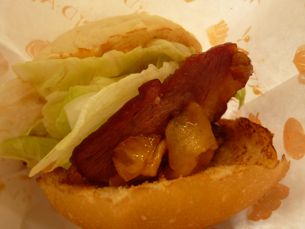 D&A Burger Store： 【口碑劵】228假期台中行之天使與魔鬼的和平戰場－D&A Burger Store