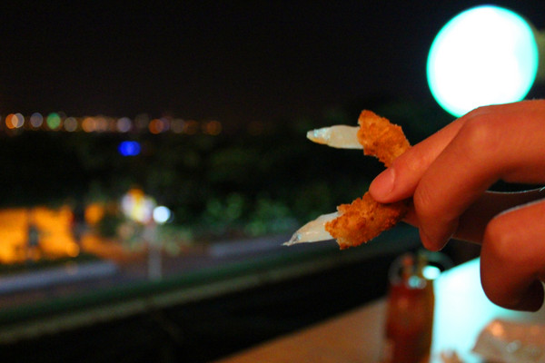 Kia Ora Kai：[台北]俯瞰淡水美景+美食-老街上的隱藏版漢堡 Kia Ora Kai