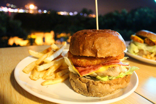 Kia Ora Kai：[台北]淡水老街的鎮街之堡 二訪 Kia Ora Kai