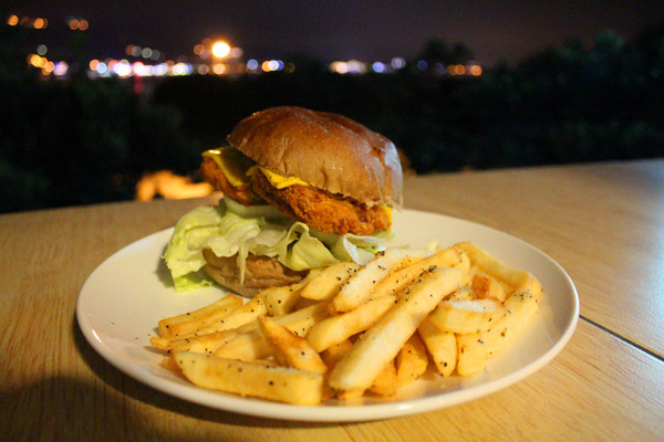 Kia Ora Kai：[台北]淡水老街的鎮街之堡 二訪 Kia Ora Kai